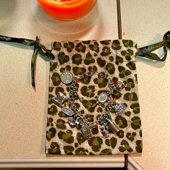 Alice and wonderland inspired bracelet with Brighton Drawstring Bag - Picture 3 of 3